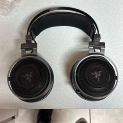Used Razer Nari Ultimate Wireless 7.1 Surround Sound Gaming Headset
