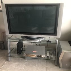 TV Stand 42”-50”