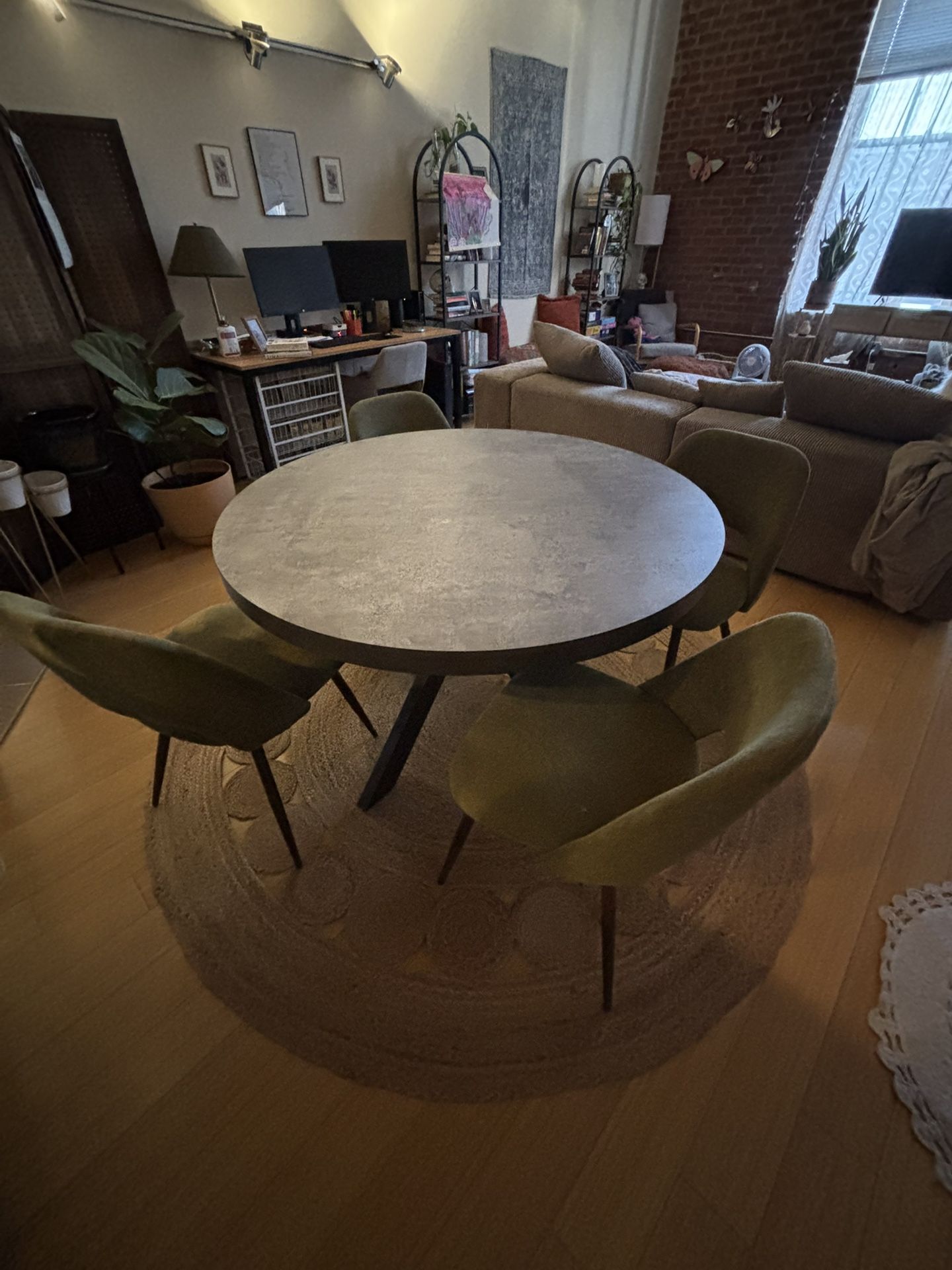 Round Dining Table
