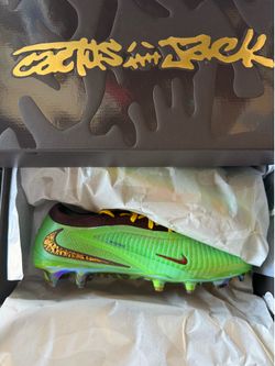Travis Scott Phantom 6 Cleats Size 10
