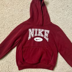Nike Hoodie (kids 6-7)