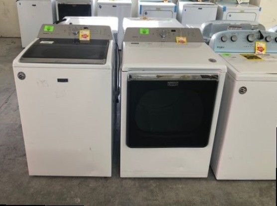 Maytag washer dryer set