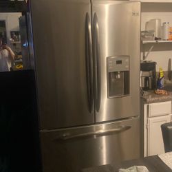 GE Profile Refrigerator 