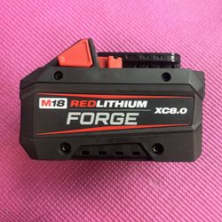 Milwaukee M18 18V Lithium-Ion REDLITHIUM FORGE XC 8.0 Ah Battery Pack 