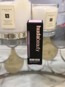 HUDA BEAUTY  Blush Filter Soft Glow Liquid Blush FIRM PRICE