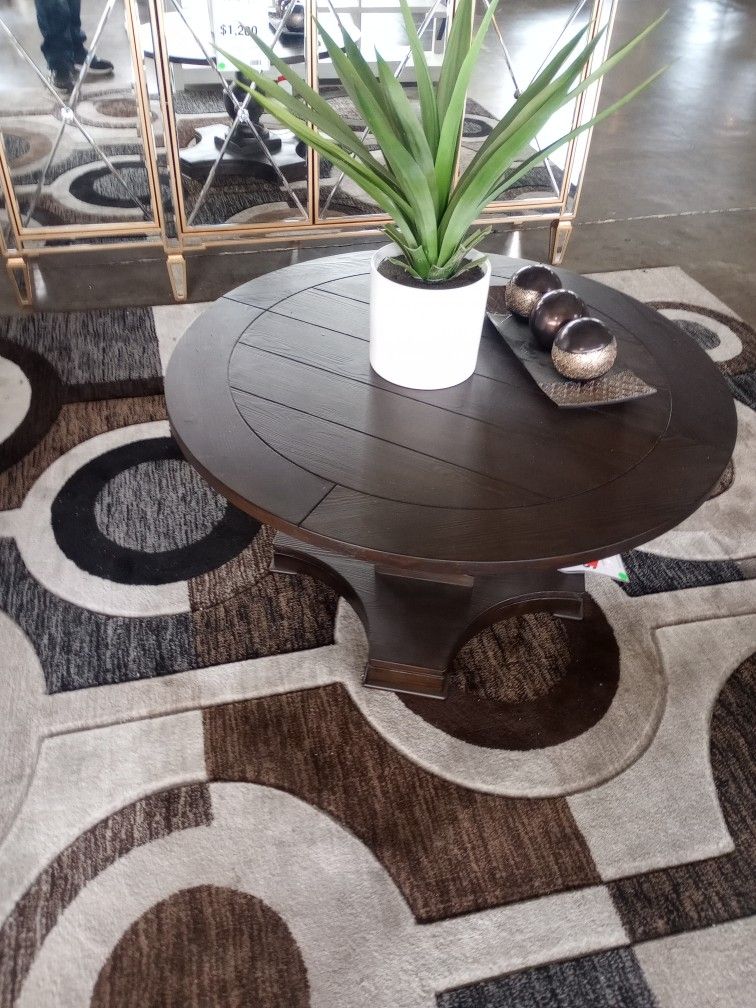 Nice Wooden Coffee Table ( Ask For Jose ) Furniture