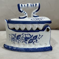 Blue and White Delft Iron Trinket Box 