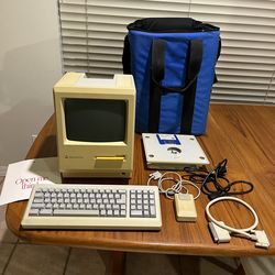 Sold, pending pickup-Vintage 1988 Apple Macintosh compact Computer, M0001A,