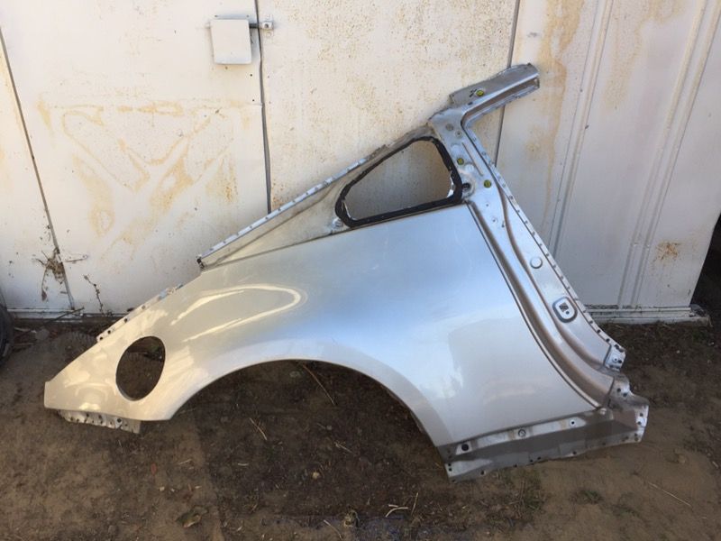 03-08 NISSAN 350z RIGHT PASSENGER REAR QUARTER PANEL OEM SILVER K23