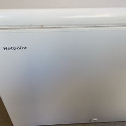 Hot Point 7Cu Ft Chest Freezer 
