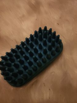 Animal brush