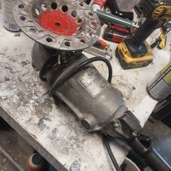 Black N decker Heavy Duty Grinder