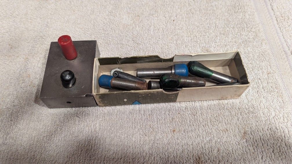 Diamond wheel dresser with extra diamonds