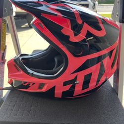 Fox V1 Youth Large Dirt Bike Helmet