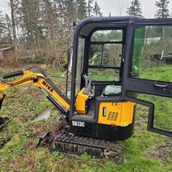 MIVA VA13C Mini Excavator