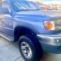 Toyota 4Runner  4x2 3.4L V6