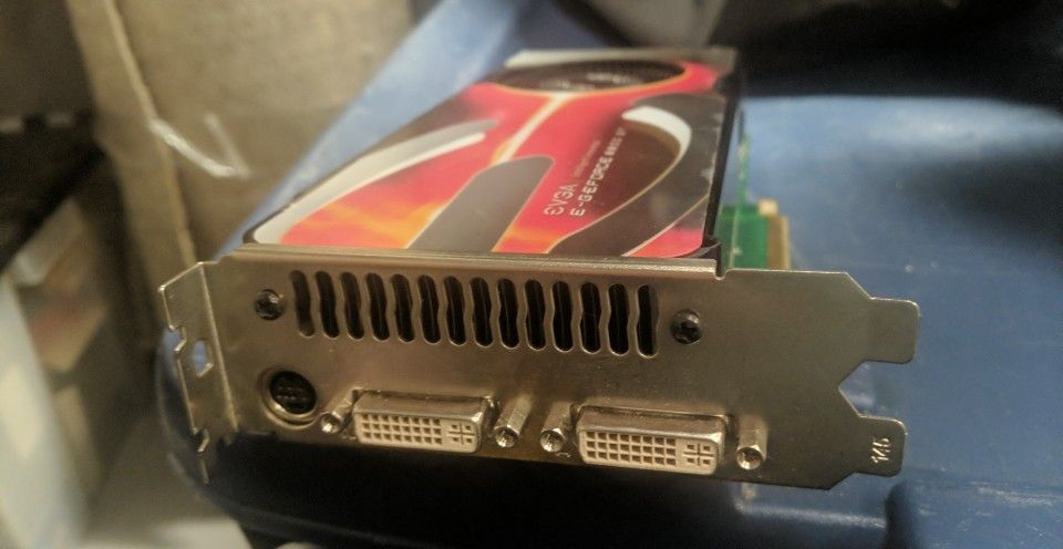 EVGA Graphics Video Card E-GeForce 8800 GT 512MB DDR3 Dual-DVI