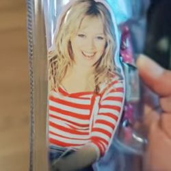Hilary Duff Watch