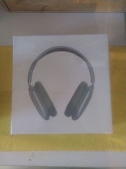 Airpod maxes over the ear headphones(blue)