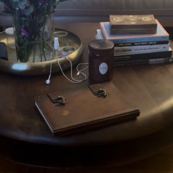 Beautiful solid wood Coffee Table