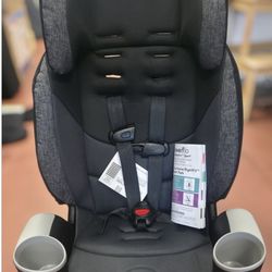 NEW! Evenflo Maestro Car Seat 