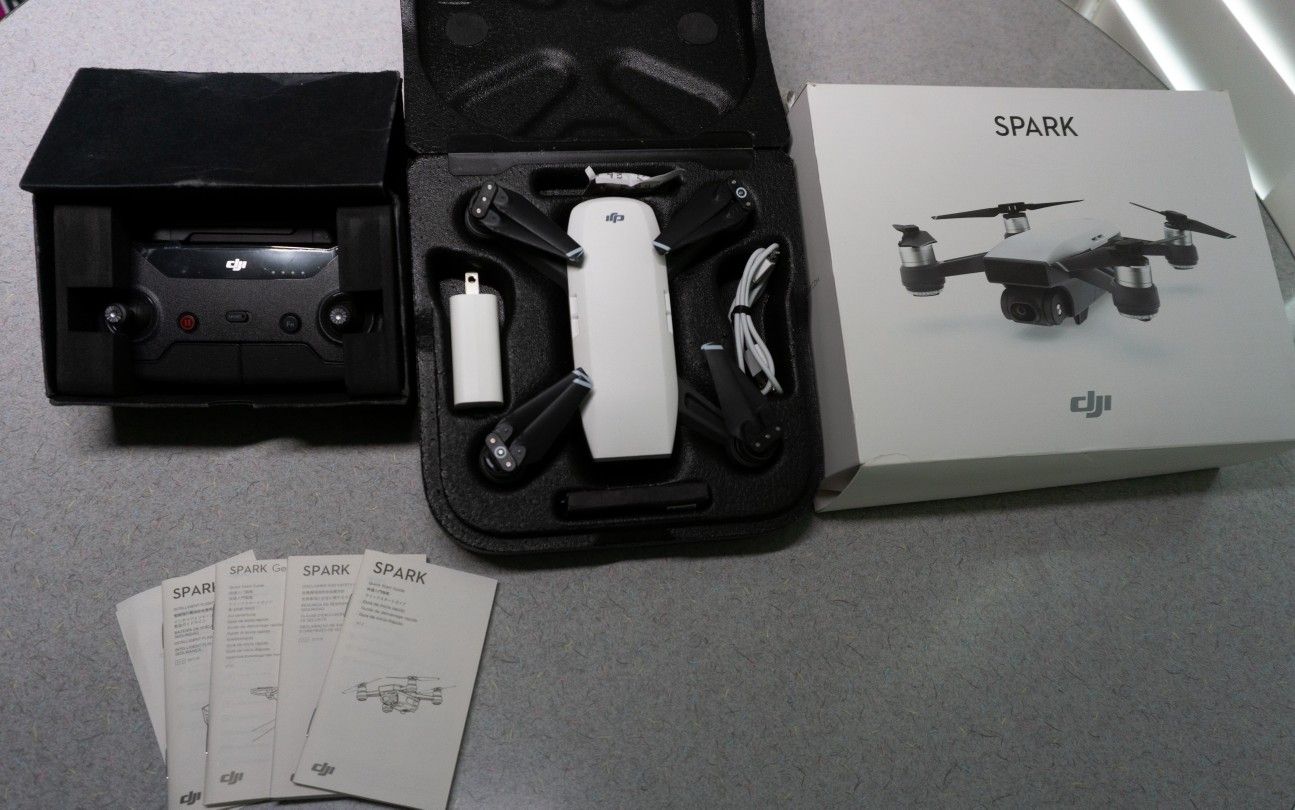 Dji Spark w/ Controller with Boxes ***Like New****