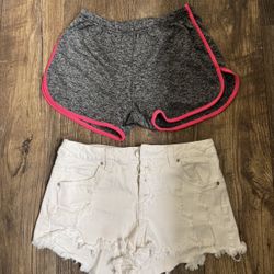 Girls / Women’s / Juniors Shorts. White Denim Style. Athletic Shorts. Size Xs / 3