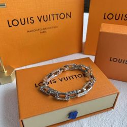 LV Bamboo Chain Bracelet Men's and Women's Trendy Accessories Size 6.27 inches