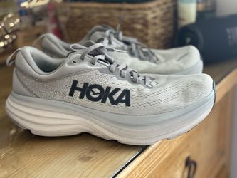 Hoka Bondi 8