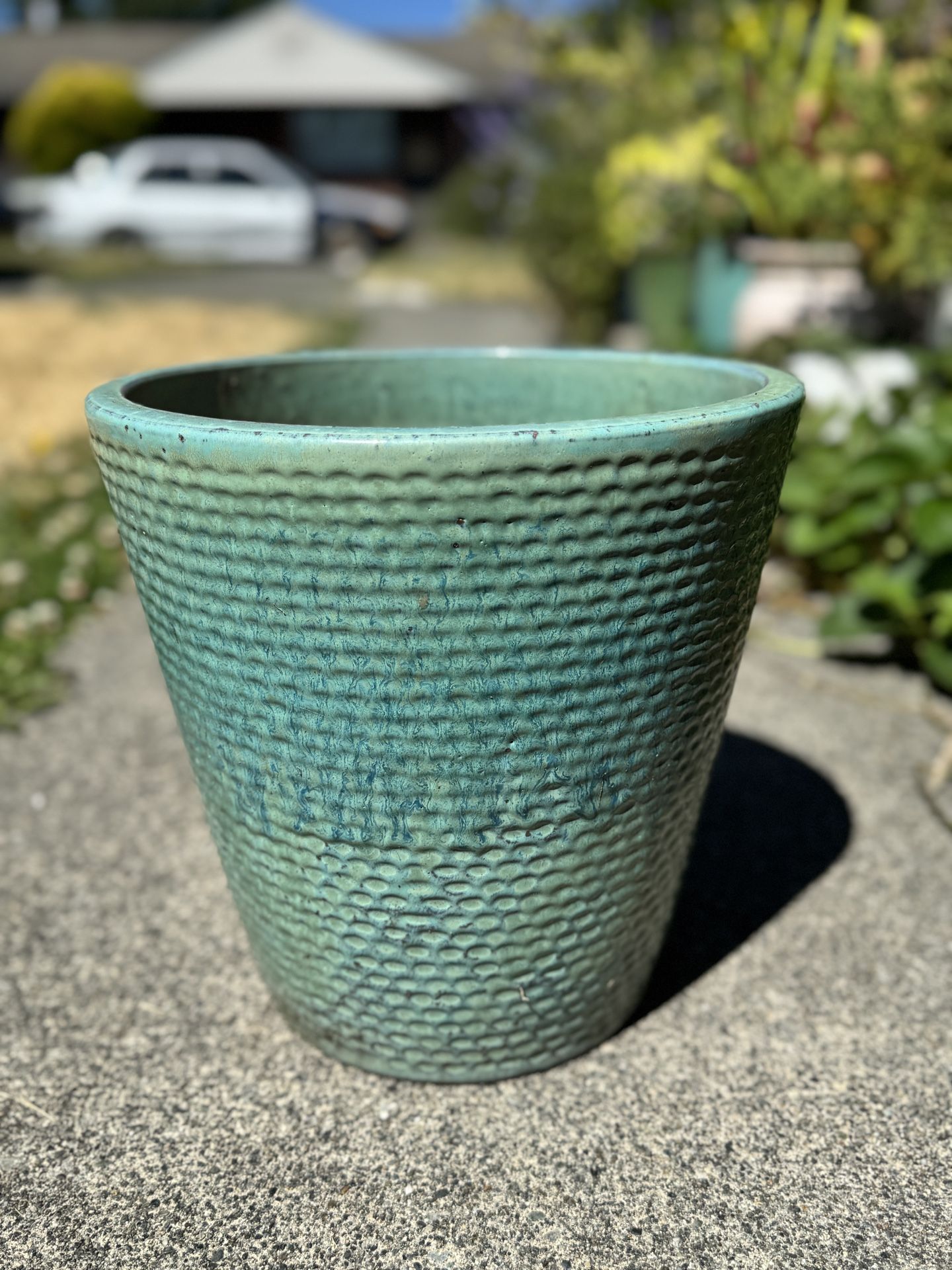 Glazed Ceramic Flower Pot- Large Great Condition Indoor/outdoor