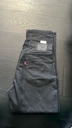 Levi’s pants