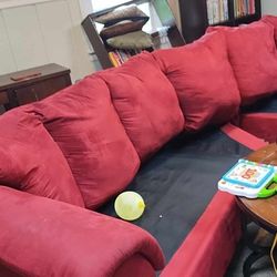 3 Piece Sectional Good Condition 