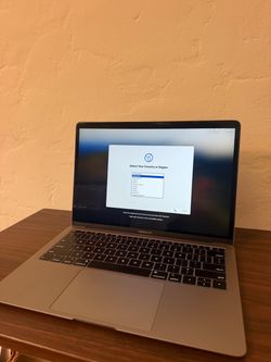 2019 MacBook Air 13” – 16GB RAM – i5 – 128GB SSD