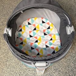 Fisher-Price On-The-Go Baby Dome Portable Bassinet