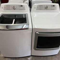 Kenmore Washer And Kenmore Eléctric Dryer 