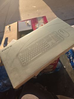 FOPETT Wireless Keyboard and Mouse Combo