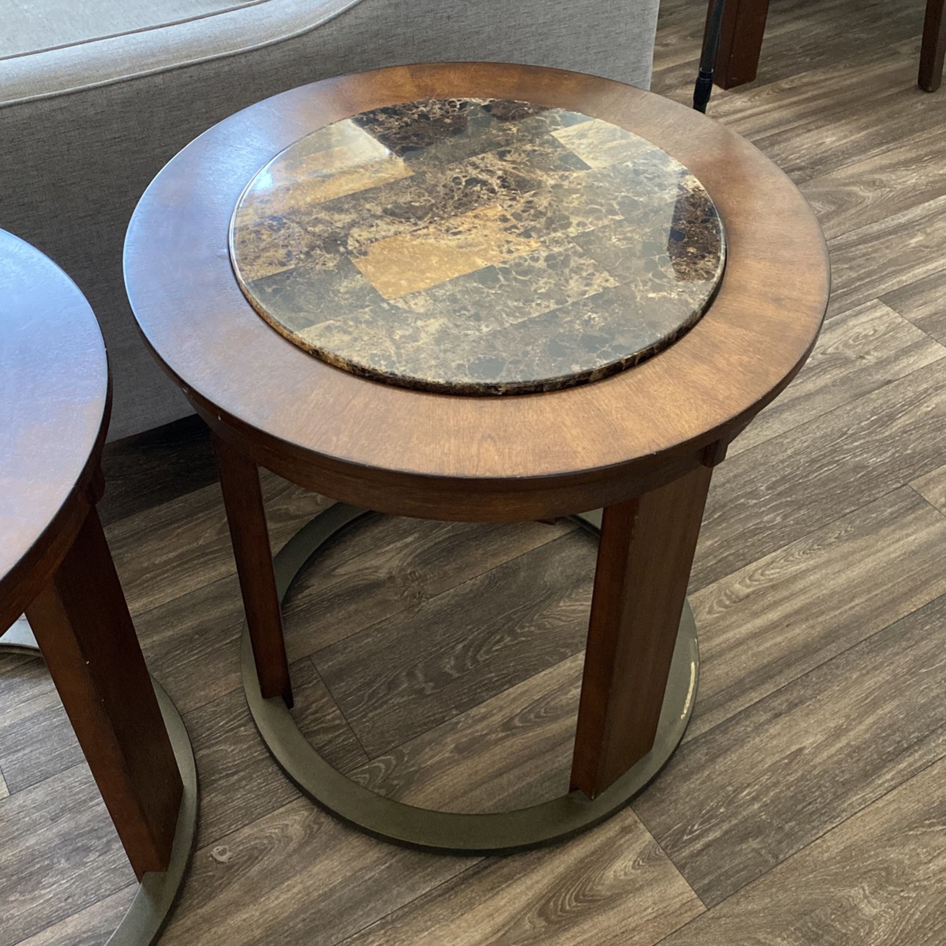 End Tables And Coffee Tables