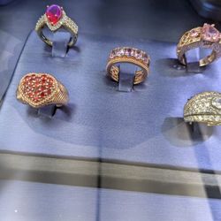 Women's Rings