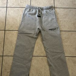 Essentials Fear Of God