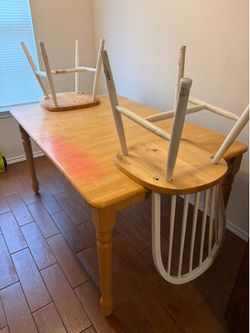 Table and 2 chairs