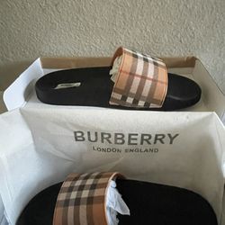 burberry sandals/slides size 8