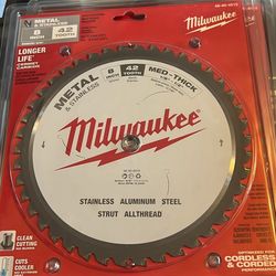 8 inch circular saw blade (Milwaukee)