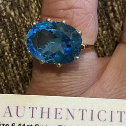 10K Solid Yellow Gold 11 Carat Swiss Topaz Ring 