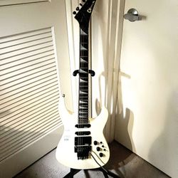 Charvel Ultra Rare Model 6 From 1986 24 Jumbo Frets Low Action License Floyd Rose Antique White Neck Through Pearl Shark Tooth Neck