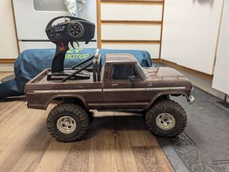 🔥 Traxxas TRX-4 High Trail Ford F-150 – $350 (Includes LiPo Battery) 🔥