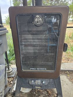 Pit boss smoker used but works perfect