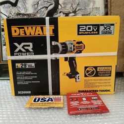 NEW DEWALT 20V XR 1/2 HAMMER DRILL 
