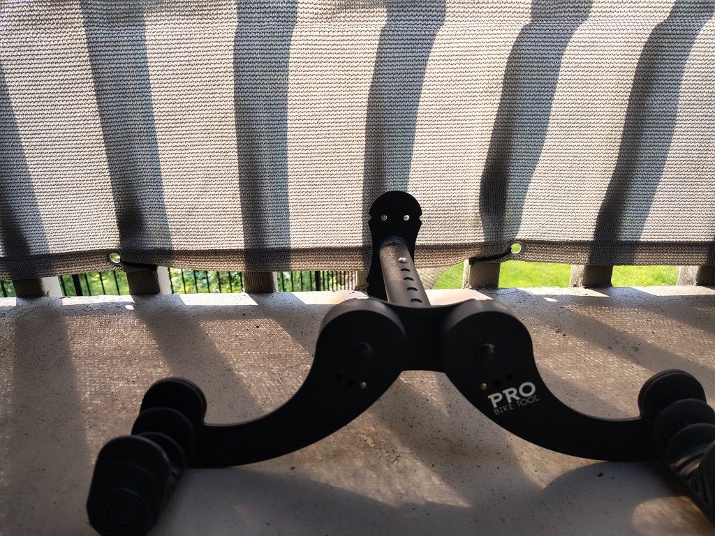 PRO BIKE TOOL Wall-Mount Bike Rack (No Screws Included)