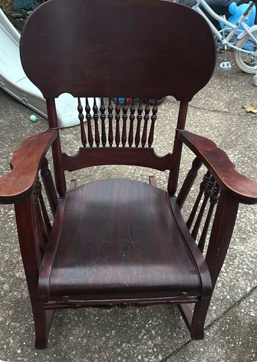 Rocking chair