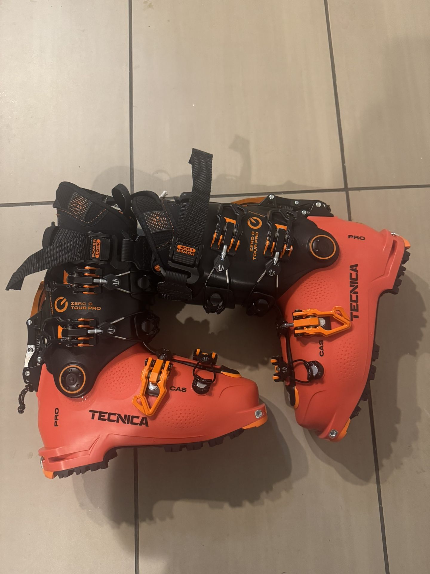 Ski Boots New Size 4 Never Used Tecnica Zero G Pro Tour